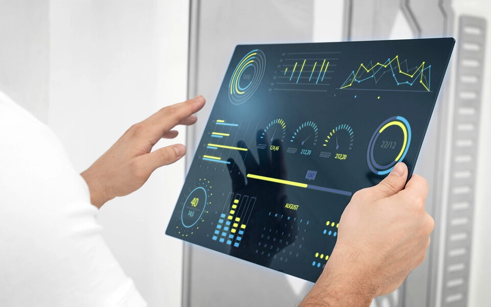 Feature Showcase Card