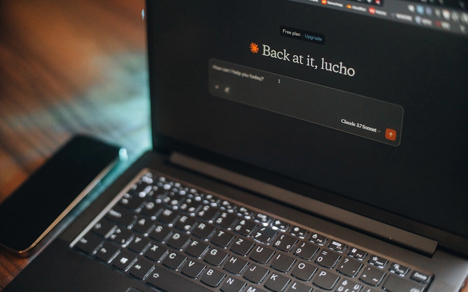 Feature Showcase Card